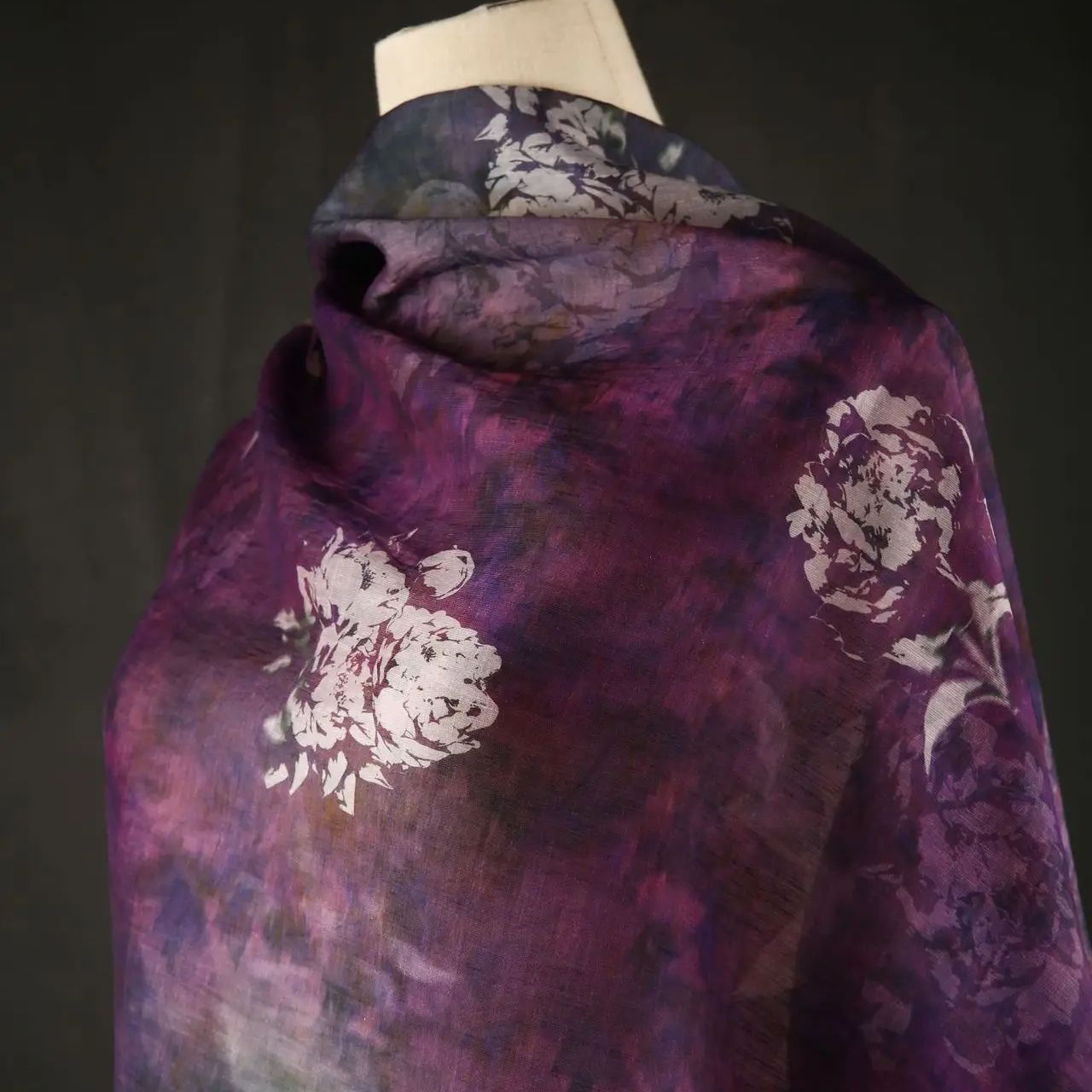 Dark Night Purple Tie-Dye Grad - Sewing Tie Dye recensie en prijs