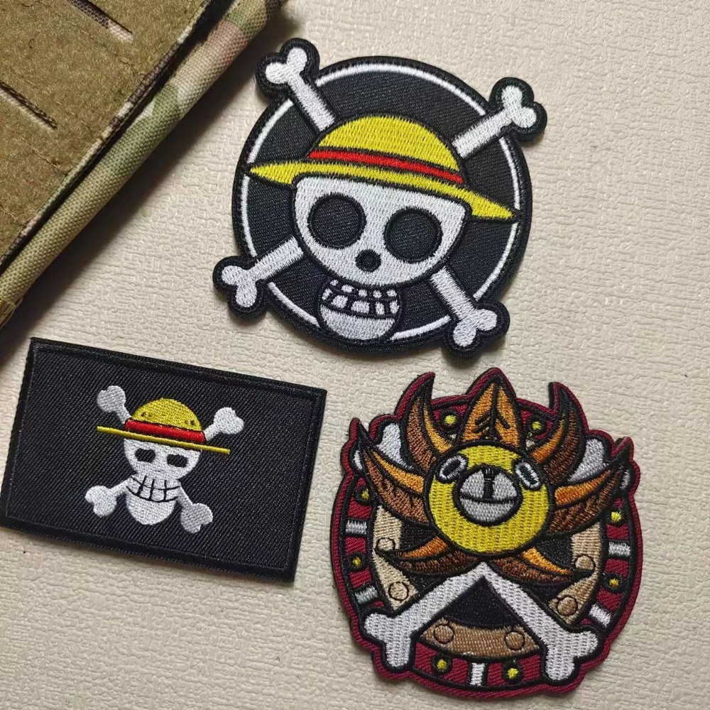 One Piece Cartoon sleeve patch - Velcro Sew On recensie en prijs