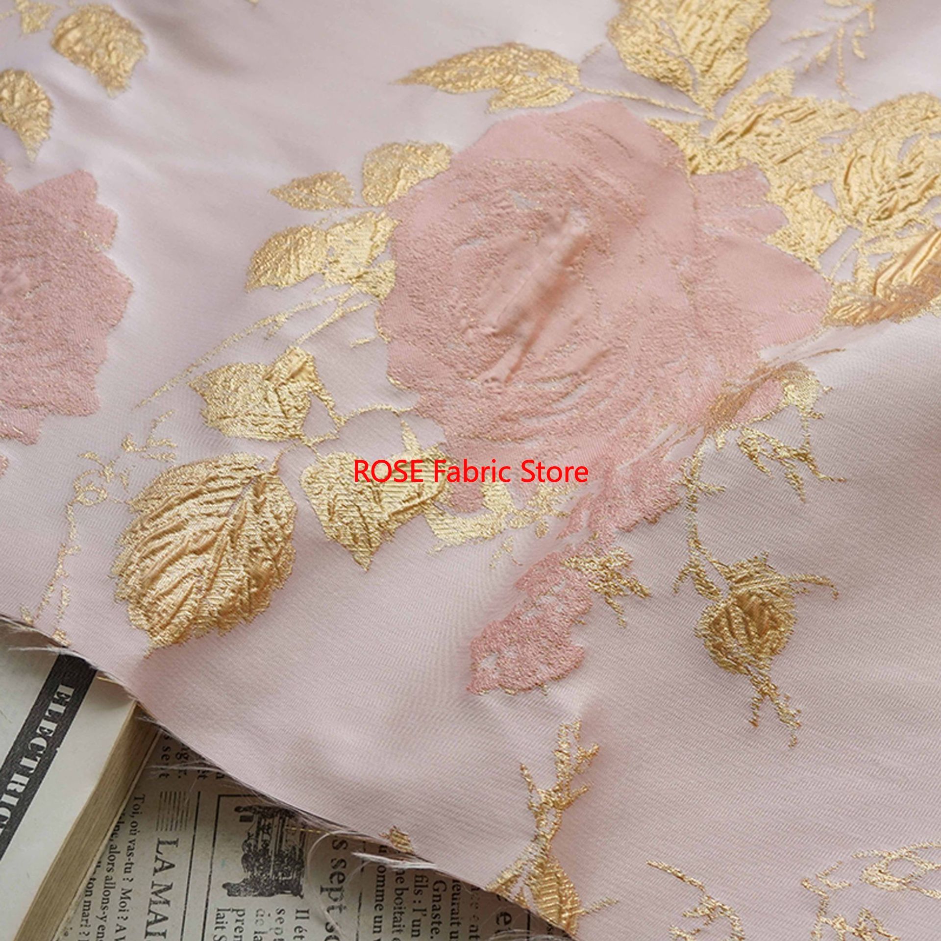 1 meter 3D Relief Gold Silk Fl - Sewing Vest recensie en prijs