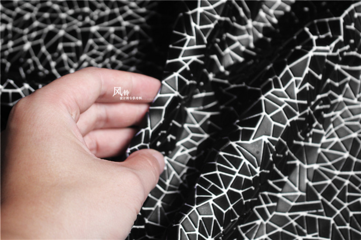 PU Fabric Black Irregular Shap - Is Sewing Textile Art recensie en prijs