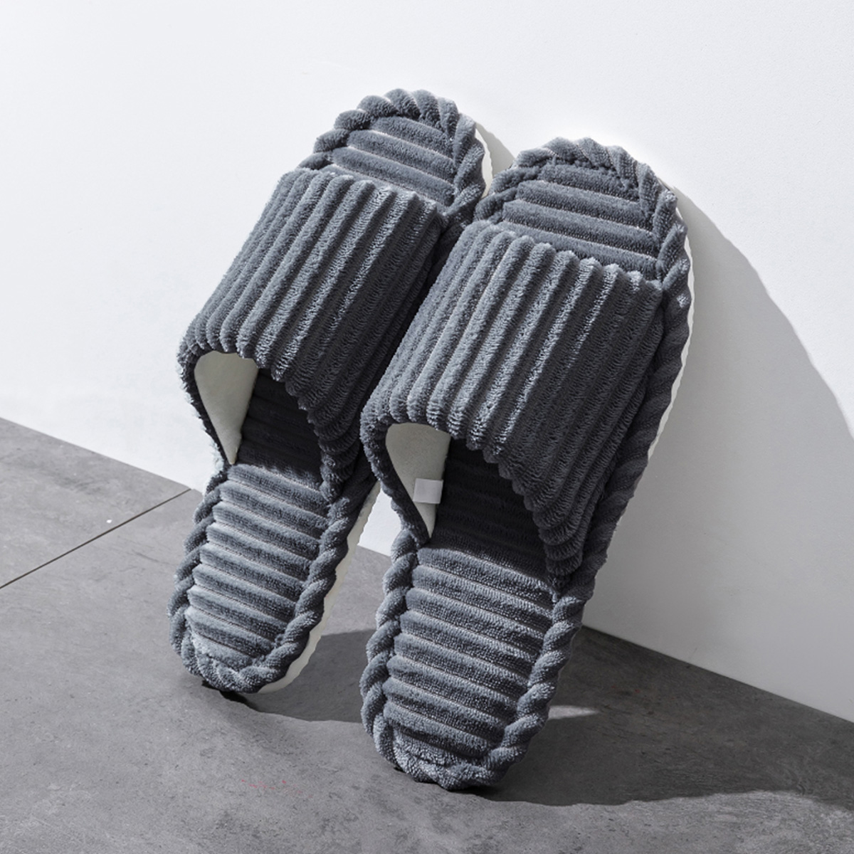 Open-Toe Breathable House Slip - Sewing Cotton recensie en prijs